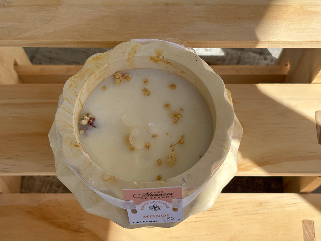 Bougie Artisanale « Monoï » en Cire de Soja – Les Nuances de Jeanne