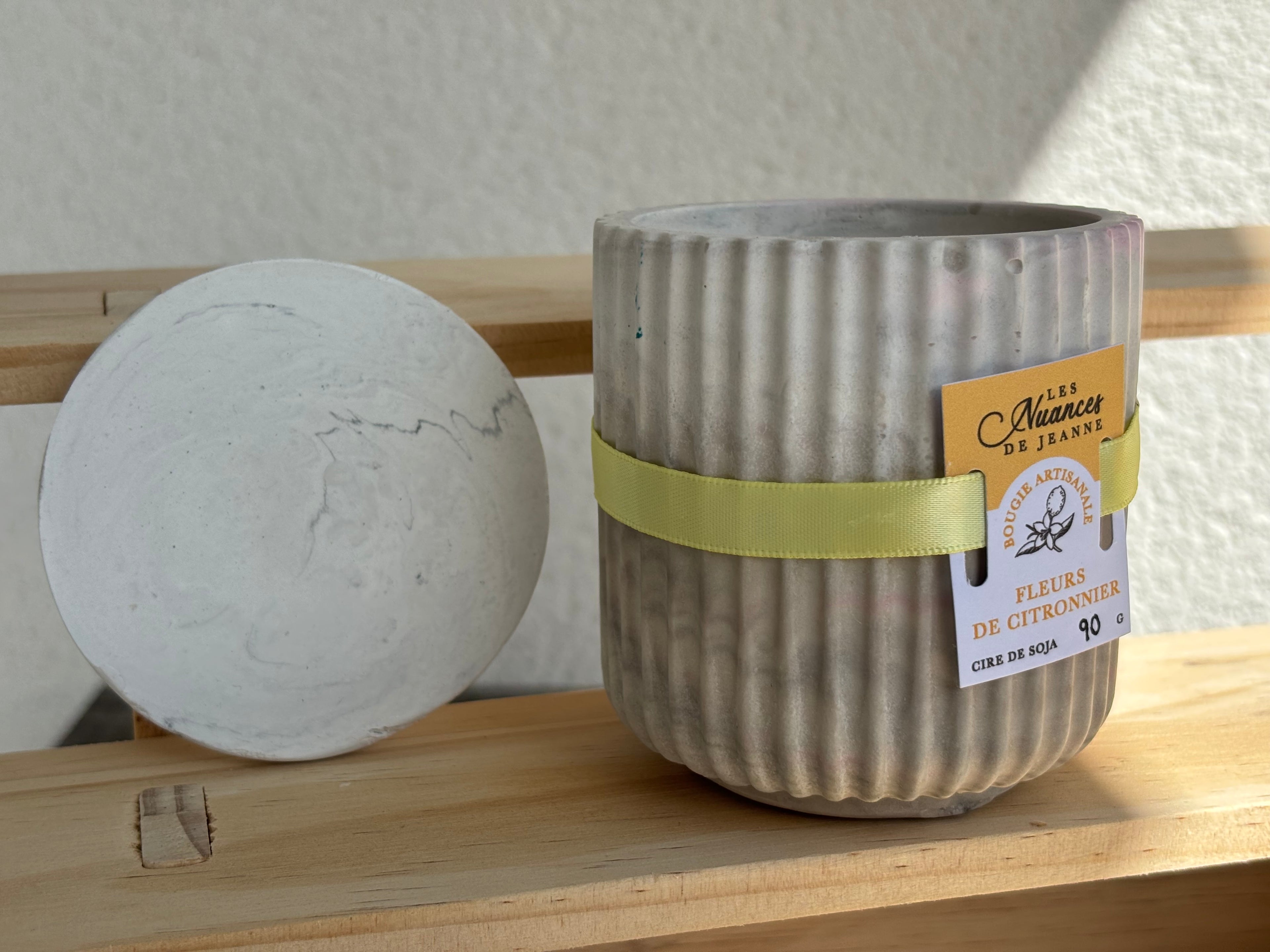 Bougie Artisanale « Fleurs de Citronnier » en Cire de Soja – Les Nuances de Jeanne